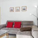 Windfluechter Links Mit Sauna بيت للعطل *